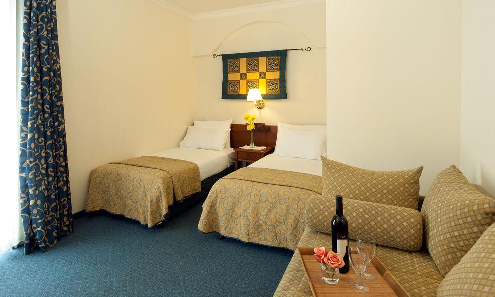 Prima Palace Hotel Yerusalem Bagian luar foto