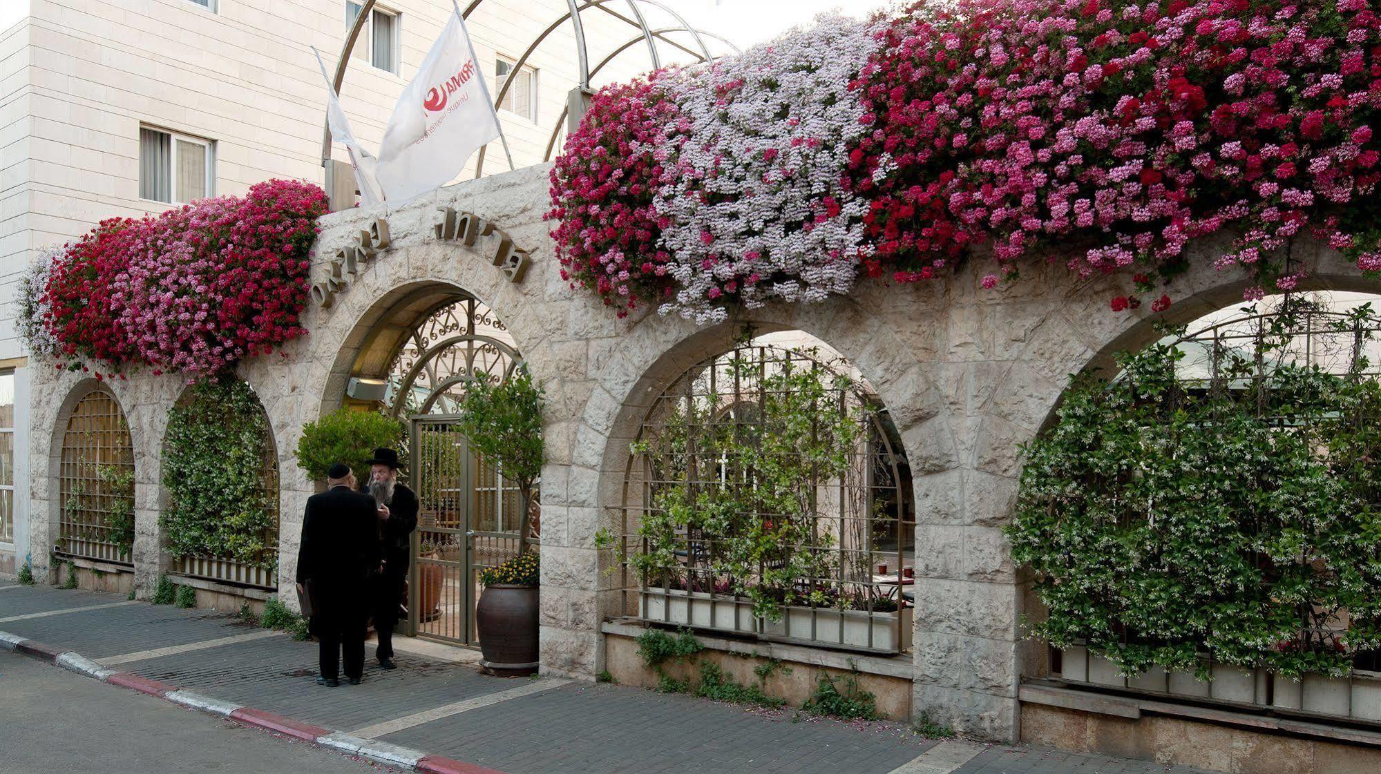 Prima Palace Hotel Yerusalem Bagian luar foto